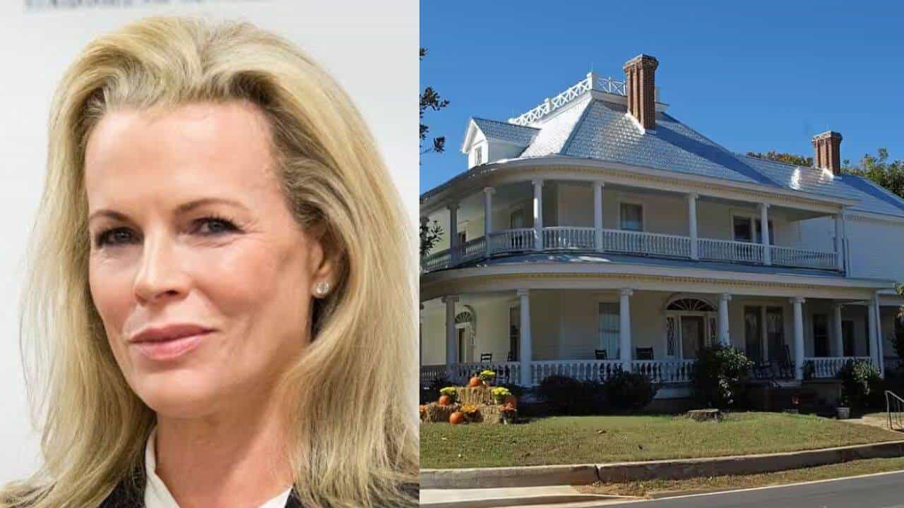 Kim Basinger Bought a Town in Georgia for $20 Million in 1989