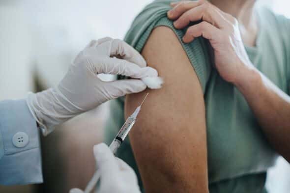 NHS to Roll Out Flu Vaccine for Older Adults in England Starting October