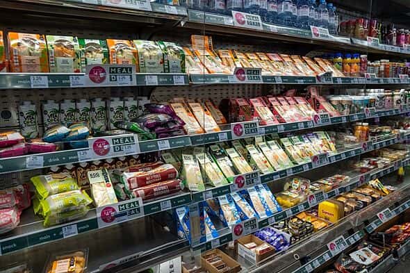 Nutritionist Lists 9 Unhealthy Meal Deal Items to Avoid