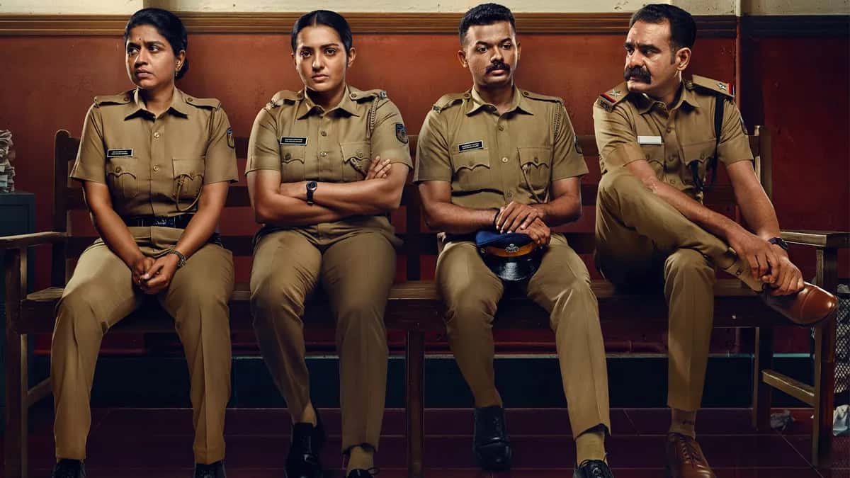 Pradhama Drishtya Kuttakkar Now Streaming on OTT: Where to Watch Parvathy Thiruvothu's Crime Drama Film Online