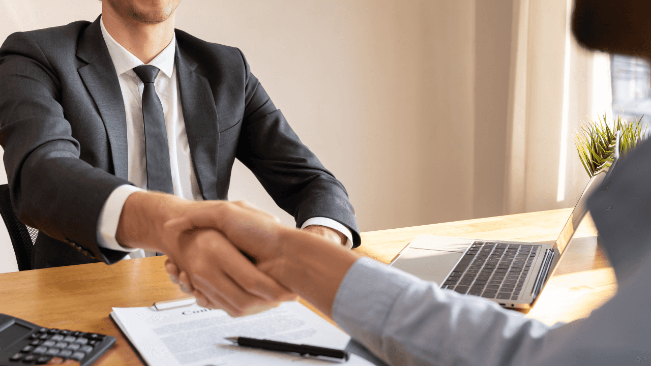 Understanding the Psychology of Selling: 10 Key Rules