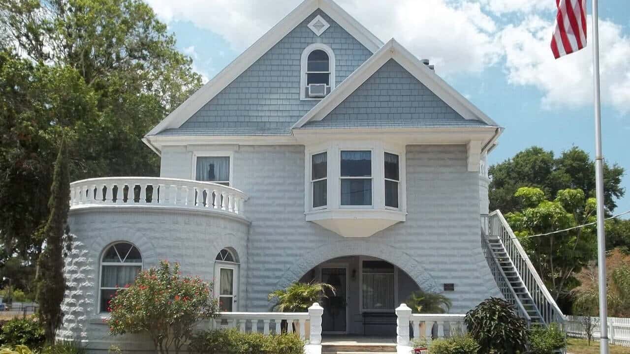 Florida Couple Preserves 1908 Home for 41 Years, Now a Historic Landmark