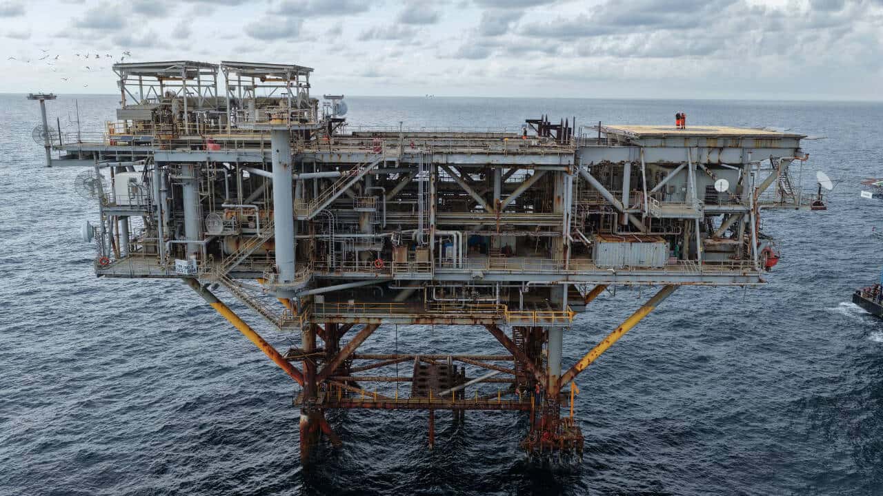 Alabama Transforms Decommissioned Natural Gas Rig into Two Artificial Reefs