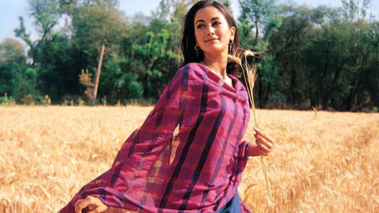 Why Swades Actress Gayatri Oberoi Left Bollywood for Family Life