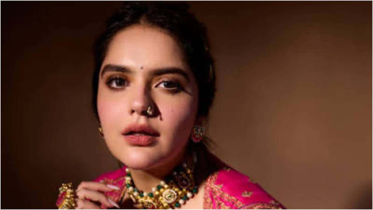 Anjali Anand Shares Hilarious Review of 'Dhamaal 4' from Her Mom