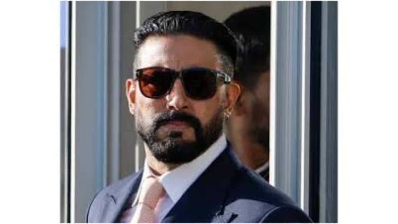 Abhishek Bachchan Would ‘Love’ ‘Kajra Re 2.0’ with Amitabh and Aishwarya