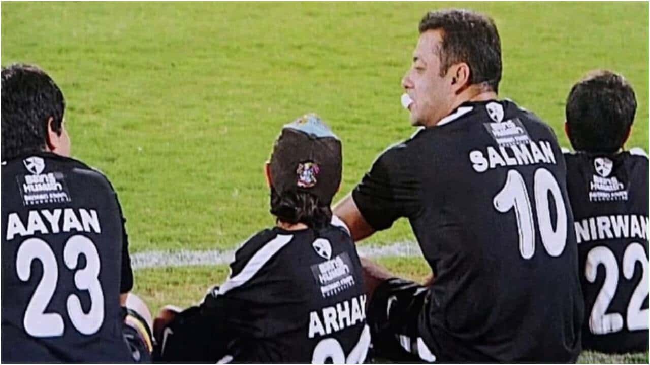 अरहान खान ने परिवार के साथ पोकेमॉन-थीम वाली पुरानी तस्वीरें साझा कीं