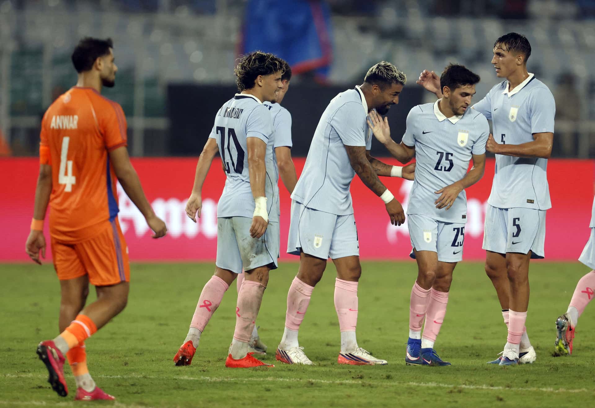 Uruguay Defeats India 6-1 in Friendly Match