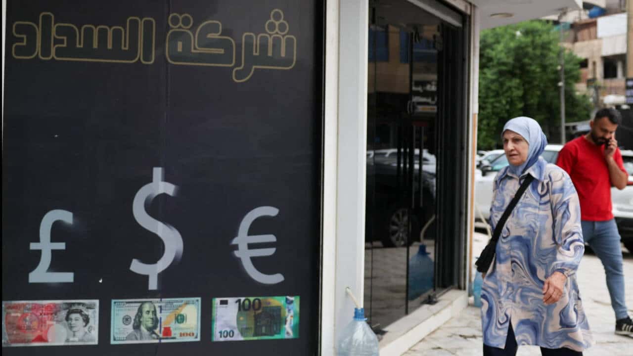 Iraq’s Dinar Devalues as Official Rate Resets, Market Rate Exceeds 1,700