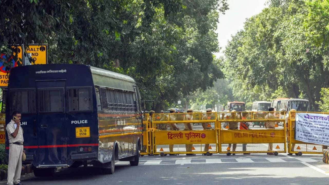 Delhi Police Urges Journalists to Maintain Distance from Protests