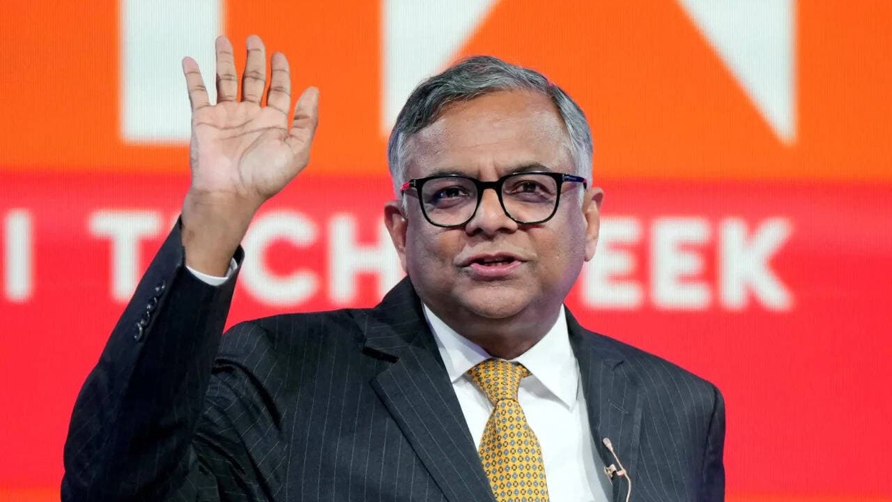 टाटा संस ने एयर इंडिया के लिए ₹10,000 करोड़ की मंजूरी दी, शर्तों के साथ
