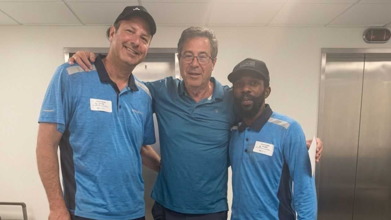 Amazon Drivers Save 85-Year-Old Woman's Life After Delivery in Kentucky