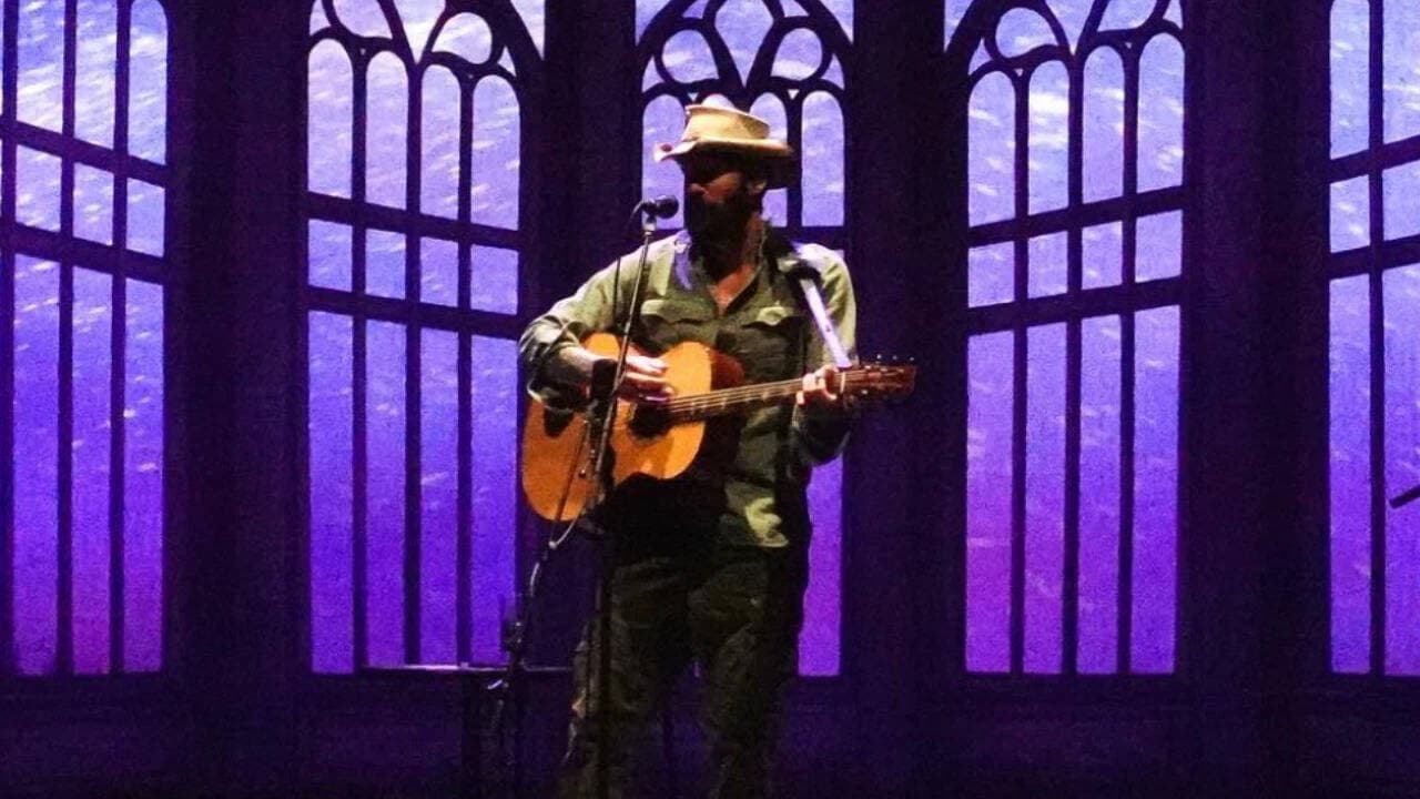 Ray LaMontagne Collapses on Stage in Nashville Due to Dehydration