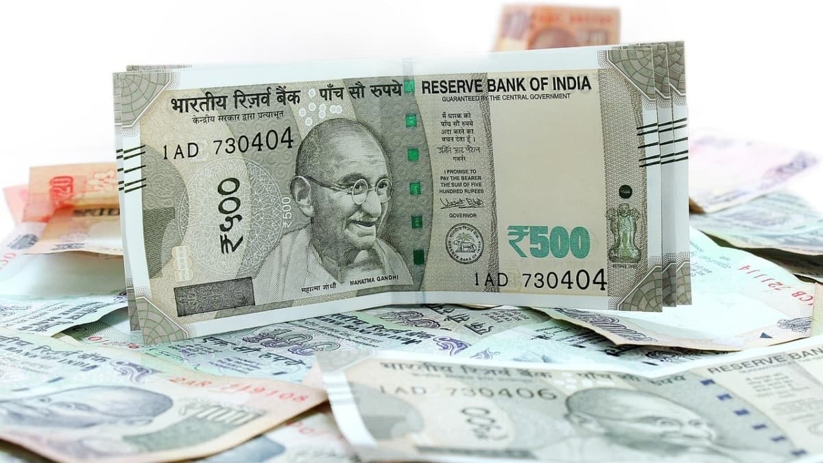 रिटायरमेंट तक ₹2 करोड़ जमा करने के लिए कितनी SIP चाहिए?