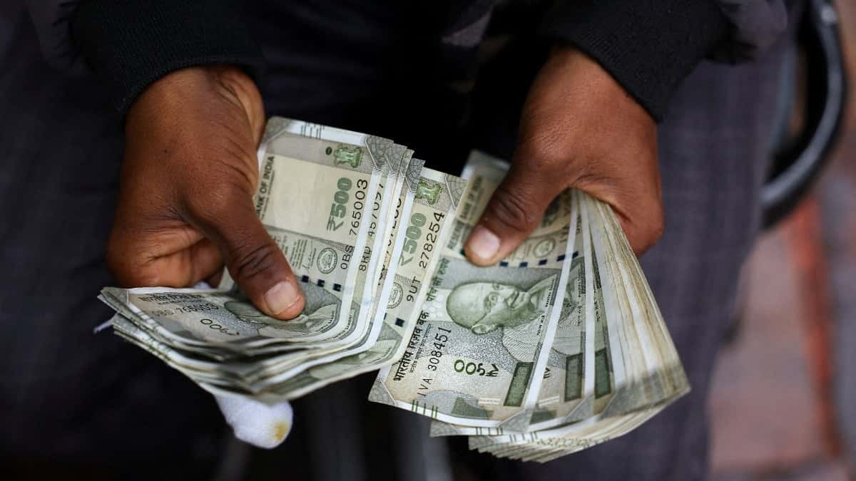 EPF Calculation: Accumulate Over ₹1.5 Crore with Careful Planning