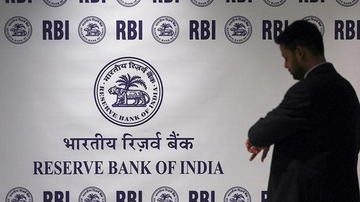 West Asia Conflict Impacting Business Confidence, Says RBI Bulletin